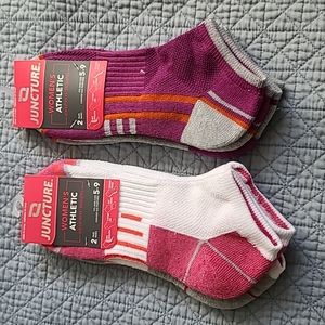Athletic Cushion Moisture Control Socks 4 Pairs